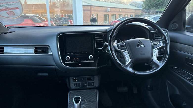 Mitsubishi Outlander 2.4 PHEV Dynamic Safety 5dr Auto Estate